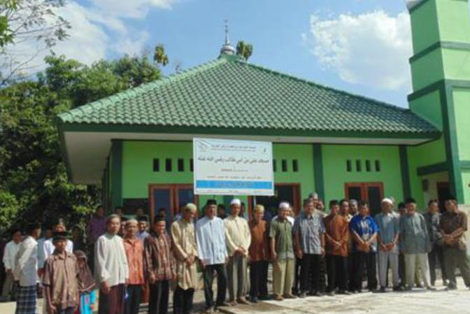 صورة افتتاح مسجد الامام علي بن أبي طالب عليه السلام في أندونيسيا