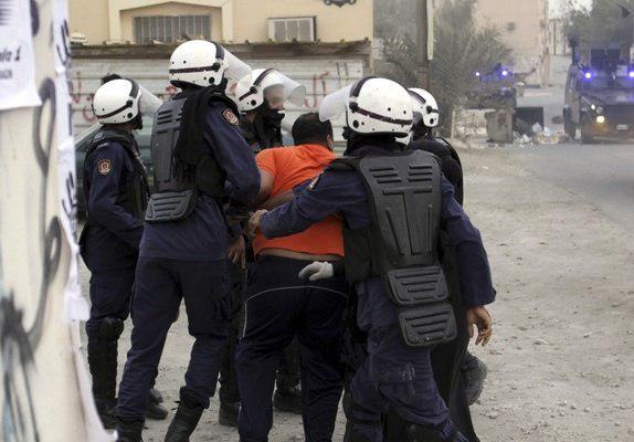 صورة السلطات البحرينية تشن حملة واسعة وتعتقل 3 نساء و 8 شبان في الدراز