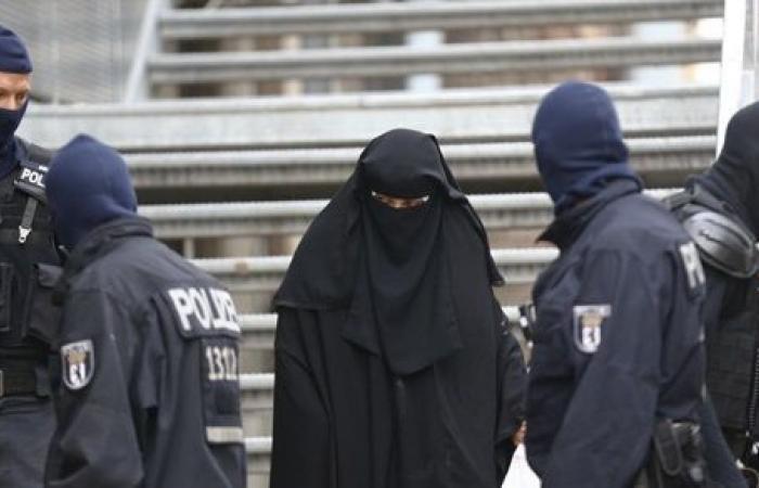 صورة مسلمات في الدنمارك يفرضن حقوقهن على القانون ويقررن ارتداء النقاب رغم حظره