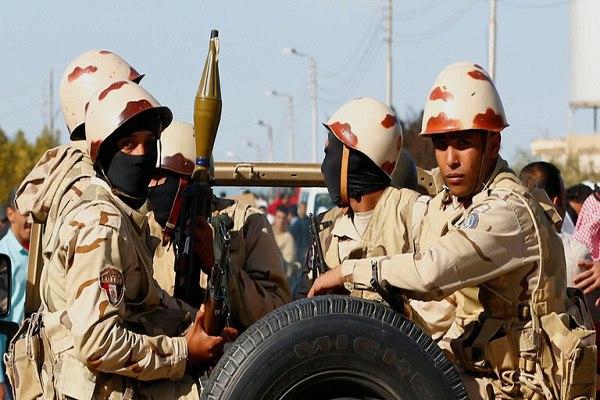 صورة مقتل وإصابة 10 من عناصر الجيش المصري بانفجار شمال سيناء