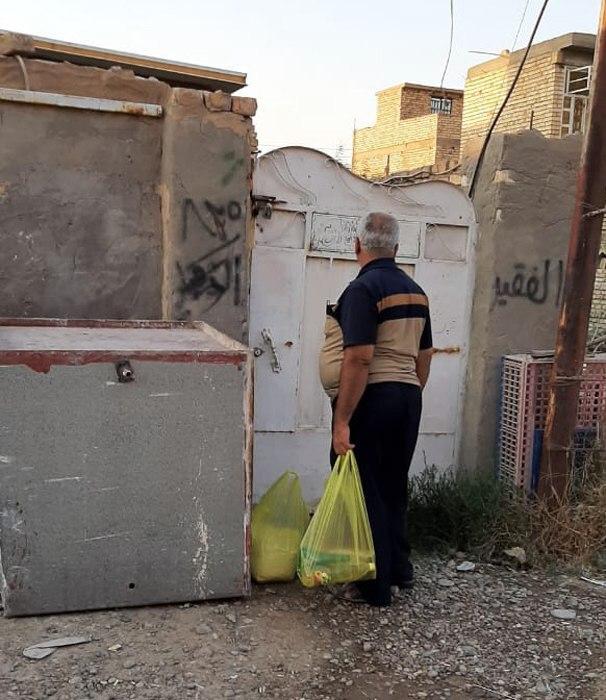 صورة مؤسسة الرسول الأعظم صلى الله عليه واله تقدم إعانات للمتعفّفين في احياء بغداد الفقيرة