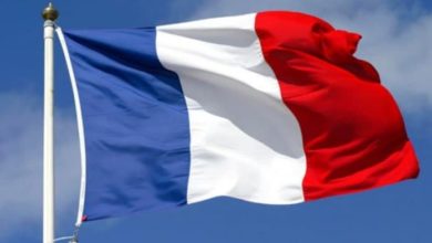 صورة الحكومة الفرنسية تواجه دعوى قانونية بشأن التمييز ضد المسلمين والأقليات