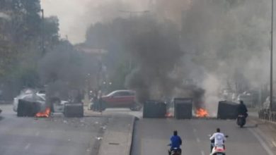 صورة لبنان.. احتجاجات وقطع الطرق في بيروت ومناطق أخرى بسبب الأوضاع المعيشية
