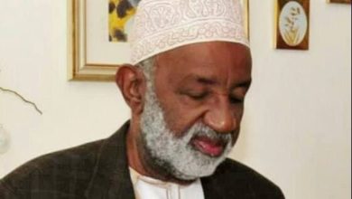 صورة وفاة عالم شيعي كبير من كينيا عن عمر ناهز 90 عاماً