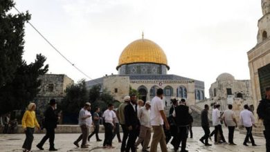 صورة محكمة إسرائيلية تسمح للمستوطنين بأداء طقوس دينية خلال اقتحام المسجد الأقصى