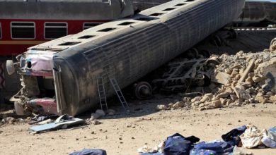 صورة قتلى ومصابون بحادث قطار مروع وسط إيران