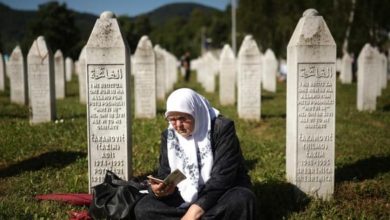 صورة لأول مرة بعد 27 عاماً.. هولندا تعتذر لمسلمي البوسنة عن مجزرة سربرنيتسا