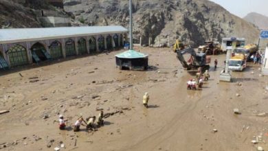 صورة بينهم 13 عراقياً.. ارتفاع عدد ضحايا السيول في إيران