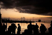 صورة 50 مفقوداً في غرق مركب مهاجرين قبالة اليونان في بحر إيجه
