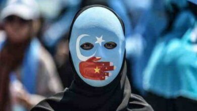 صورة بالمال أو قسراً.. الصين تخطط لطمس مسلمي “الإيغور” بالزواج المختلط