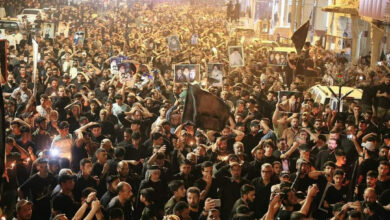 صورة العراقيون يحيون الذكرى السنوية الـ (25) لاستشهاد السيد محمد الصدر ويؤكدون على جهاده في مواجهة الاستكبار والظلم