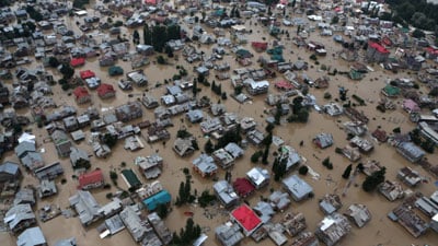 India and Pakistan flood death toll reaches 400