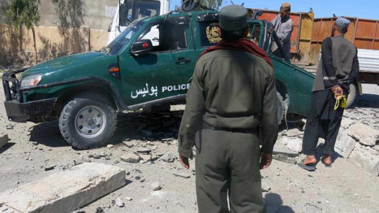 Photo of At least 26 Afghan police and soldiers killed in Taliban siege