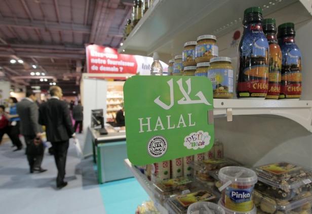 Photo of Swedish politician slammed for suggesting Halal food ‘turns people into Muslims’