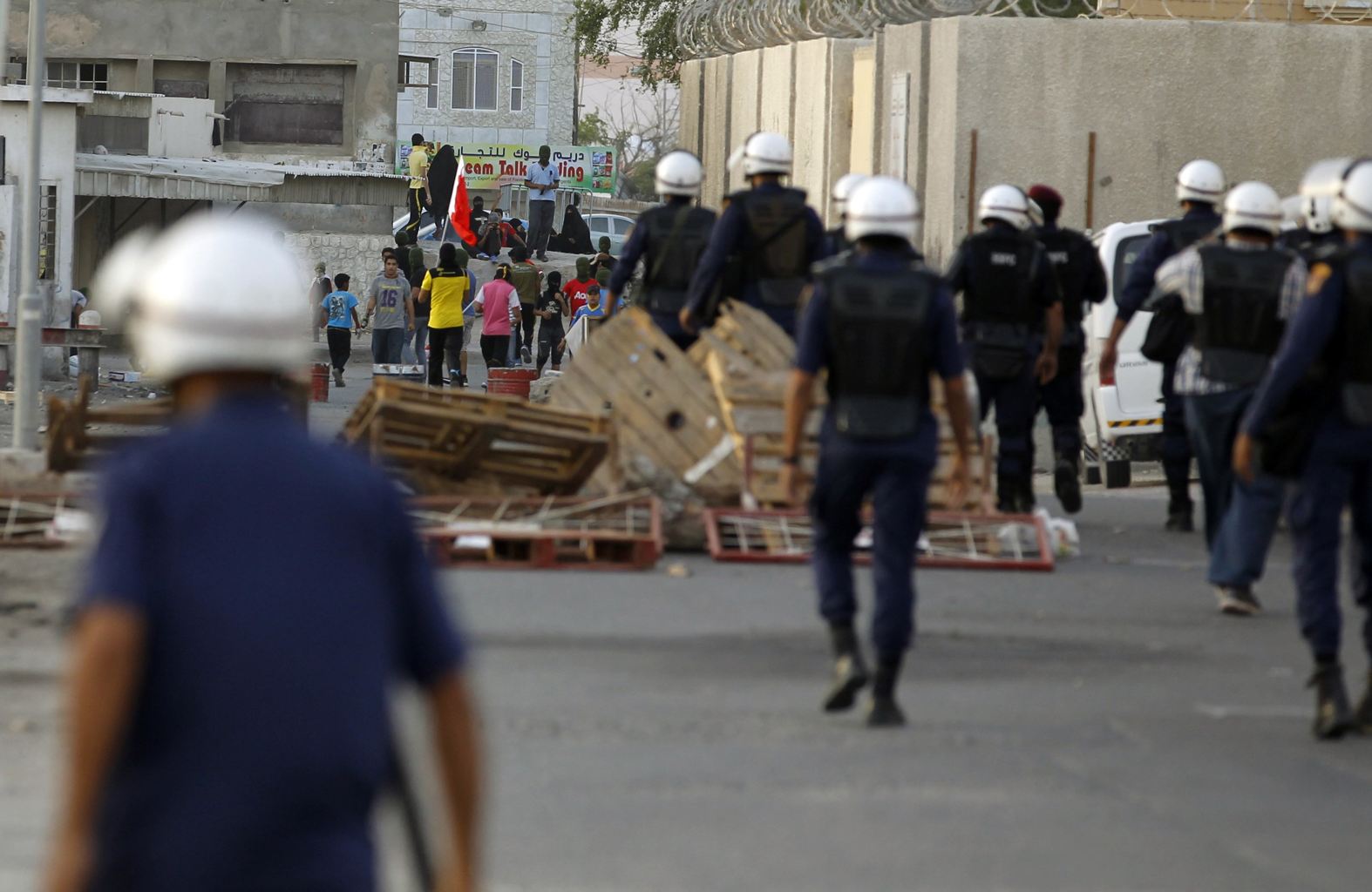 Photo of Al Khalifa forces attack anti-regime demonstrators in Bahrain