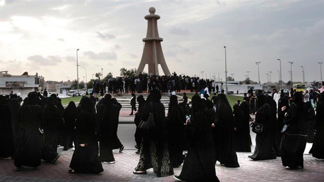 Photo of Saudis continue peaceful protests over top cleric’s execution