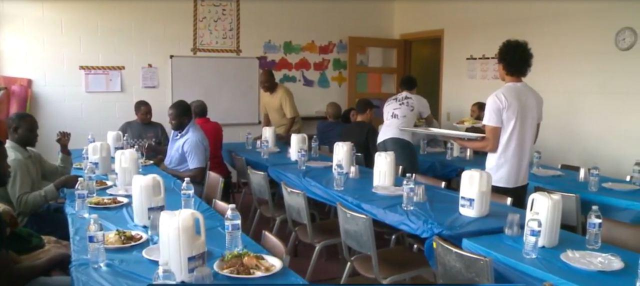 Photo of Madison Muslim community in USA hosts dinner for needy
