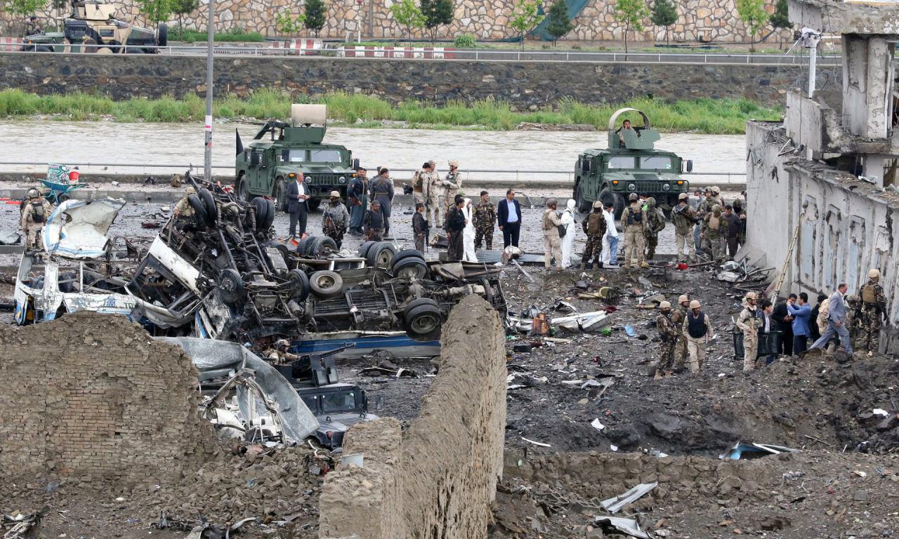 Photo of Deadly suicide bomb hits Kabul, 200 people killed, injured