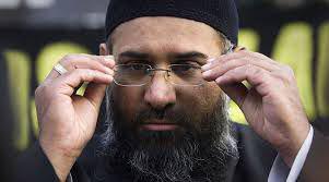 Photo of Radical UK cleric Anjem Choudary jailed for 5.5 years for supporting ISIS