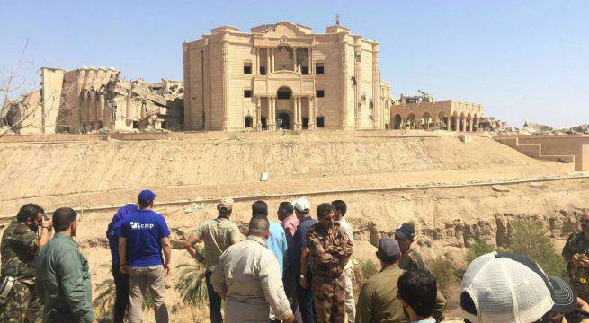 Photo of Three mass graves discovered in central Tikrit