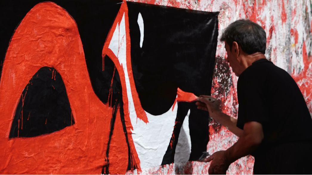 Photo of Husseini calligrapher uses special calligraphy for Ashura