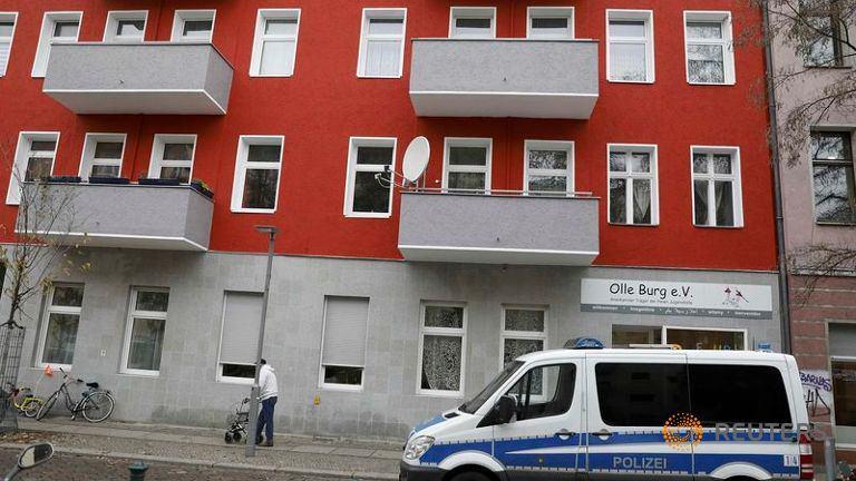 Photo of Germany bans Islamist ‘True Religion’ group, raiding mosques and flats