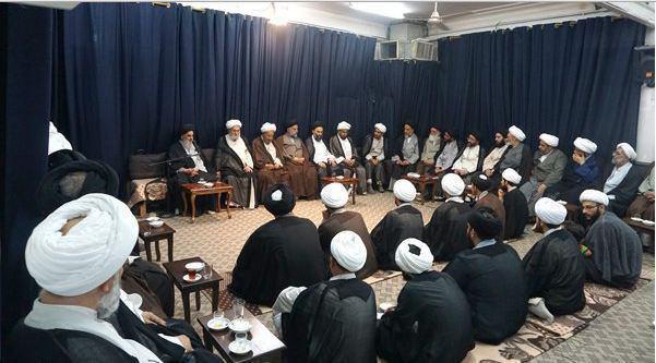 Photo of Grand Ayatollah Shirazi religious sessions begin