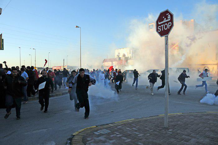 Photo of Bahraini forces attack protesters rallying in solidarity with political detainees