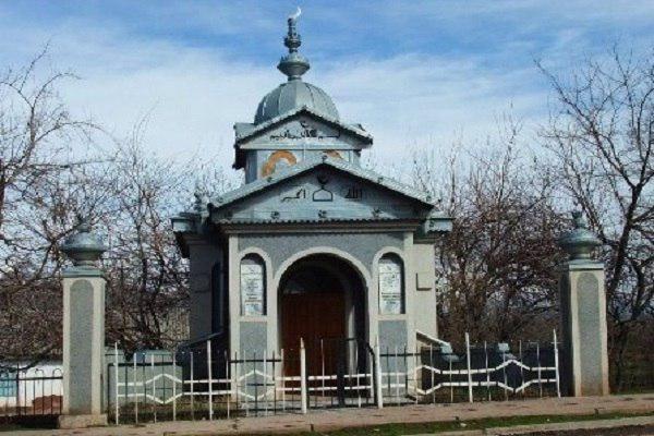 Photo of Tajikistan converts 2,000 mosques into public facilities