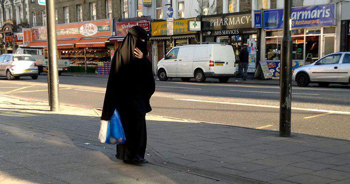 Photo of Anti-Muslim hate crimes in London soared by 40% in a year