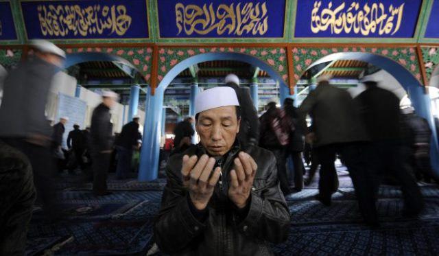 Photo of U.S. considers sanctions on China’s Muslim crackdown