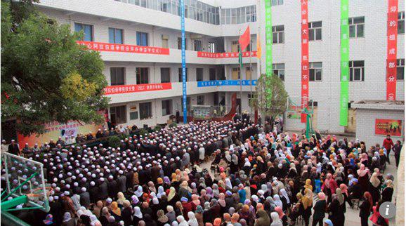 Photo of Chinese Arabic school to close as areas with Muslim populations are urged to study the Xinjiang way