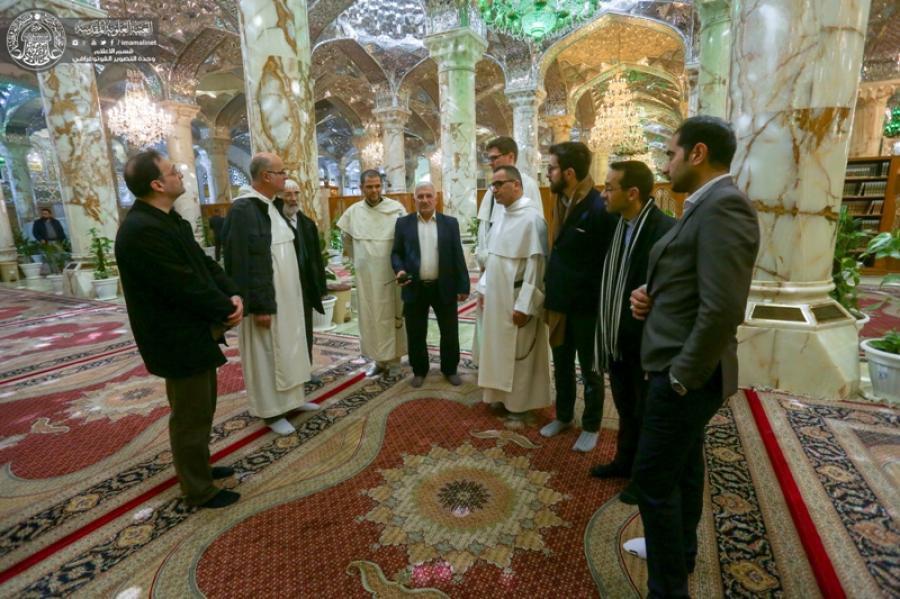 Photo of Catholic priests and researchers visit Imam Ali Holy Shrine