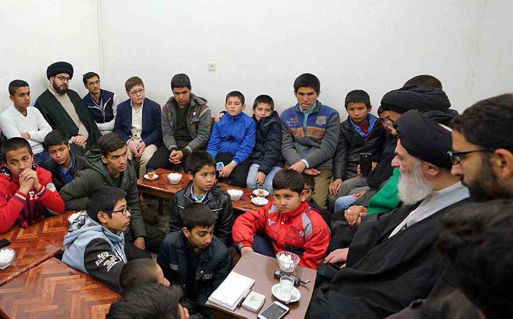 Photo of The Janatul Mahdi Quranic Association visit Grand Ayatollah Shirazi office in Asfahan