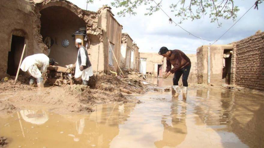Photo of 61 dead or wounded, 12 missing as flash floods hit 13 provinces of Afghanistan