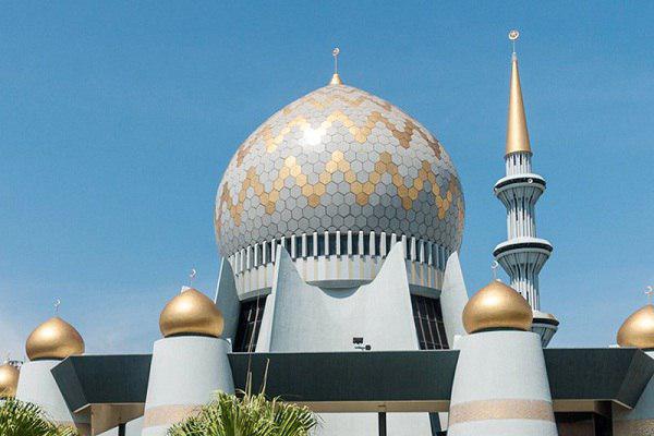 Photo of Tougher punishment for misinterpreting Islam in Malaysia