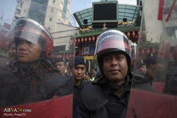 Photo of Malaysia arrests 22 Shia Muslims in Selangor