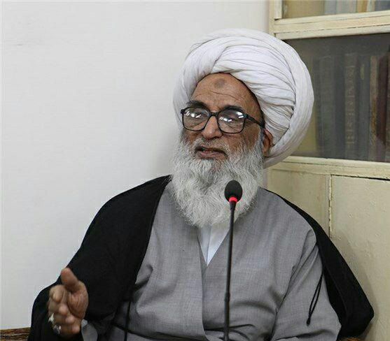 Photo of Sheikh al-Najafi shows the importance of the visit to the Imams in the adherence to the Almighty