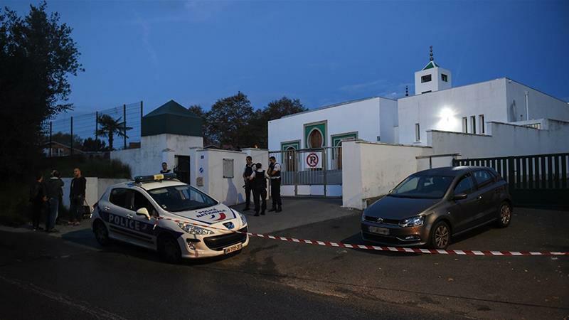 Photo of France mosque shooting: Man arrested after mosque attack