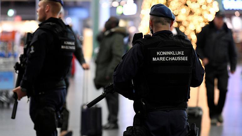 Photo of Dutch police arrest two men on suspicion of ‘preparing a terrorist attack’