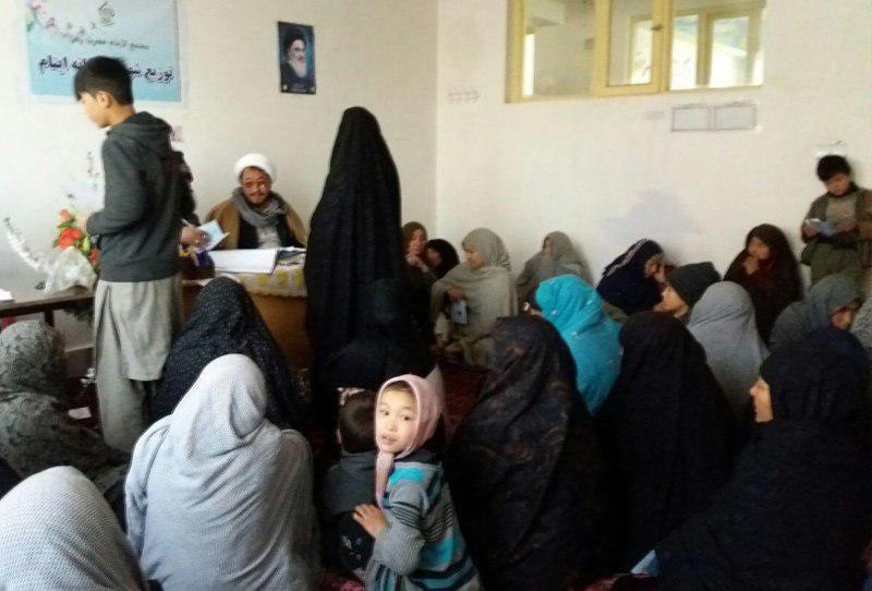 Photo of Lady Zahraa Complex begins to distribute its monthly aid to the needy in Kabul