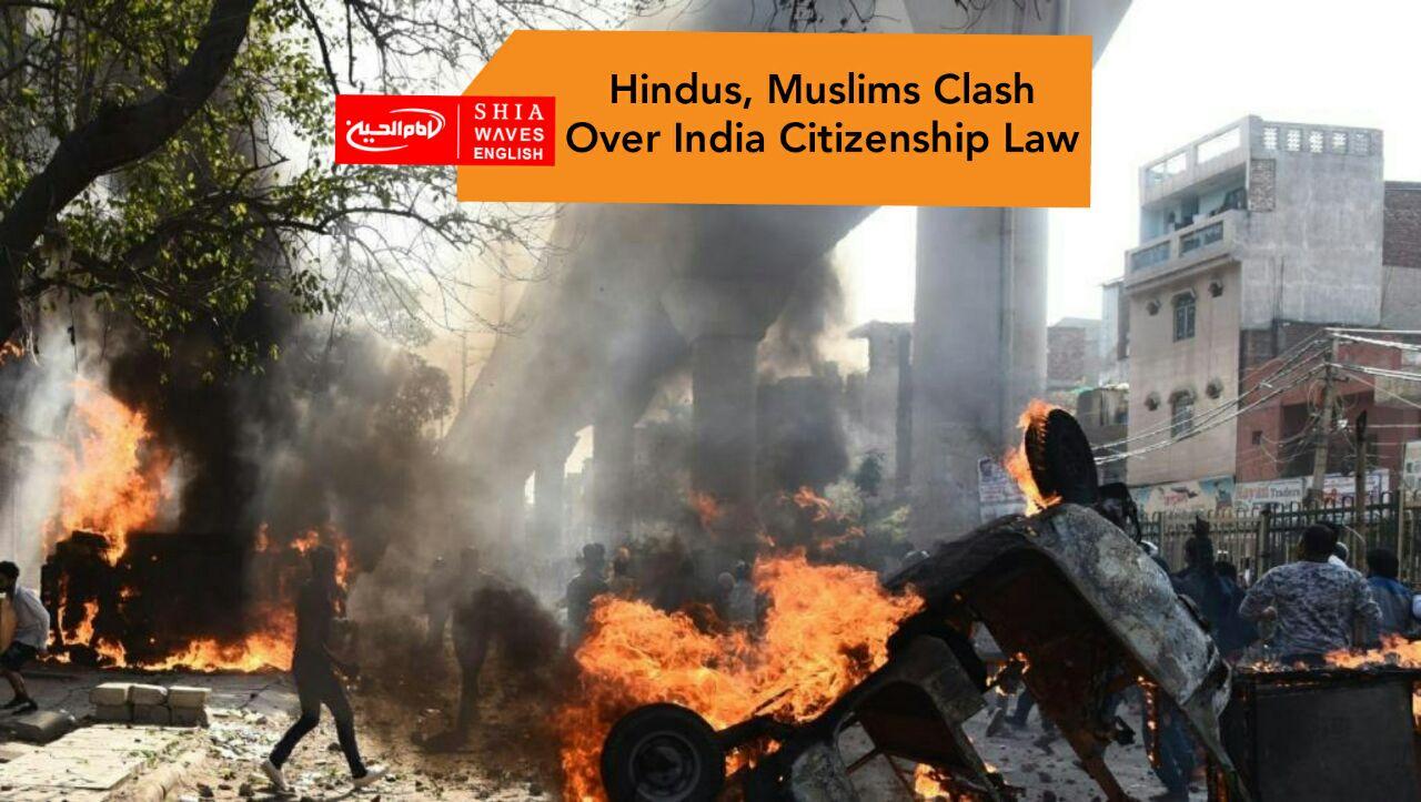 Photo of Hindus, Muslims Clash Over India Citizenship Law