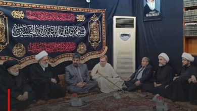 Photo of The Hungarian Minister of Religions and Sects in the Karbala Office of Grand Ayatollah Shirazi