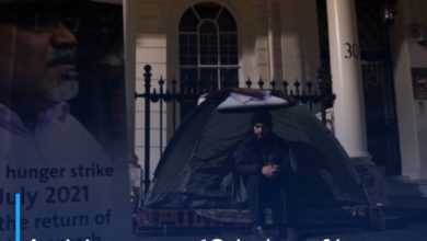 Photo of Activist enters 19th day of hunger strike in front of the Bahraini embassy in London