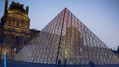 Photo of France calls for building bridges of cooperation between the Imam Hussein Museum and the Louvre