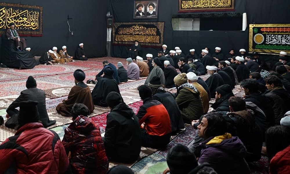 The house of Grand Ayatollah Shirazi continues its mourning ceremonies ...