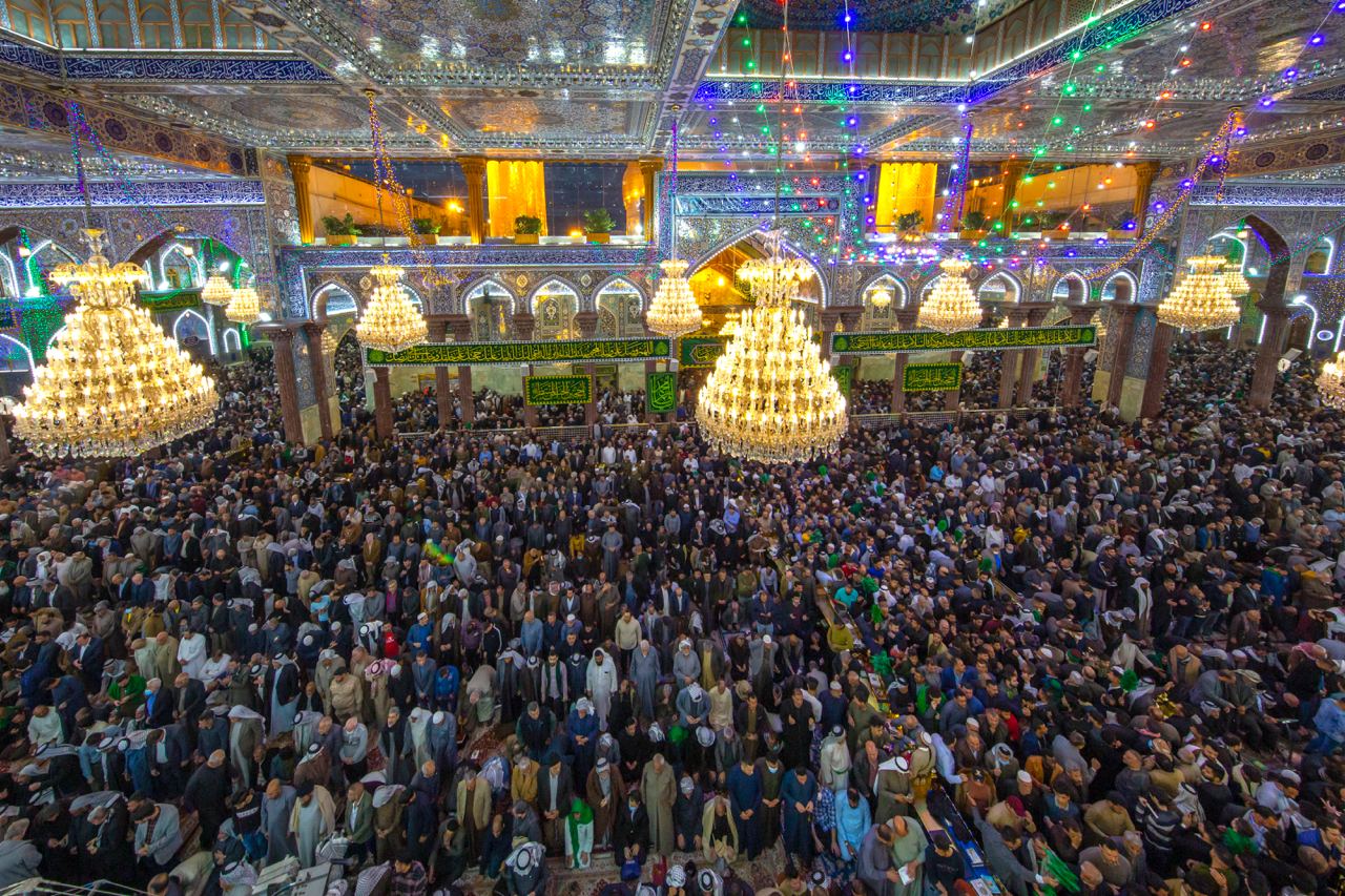 Millions of pilgrims commemorate the birth of the awaited Imam Mahdi ...