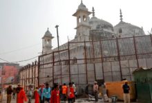 Photo of Indian court orders Muslims to limit prayer gatherings at Gyanvapi Mosque