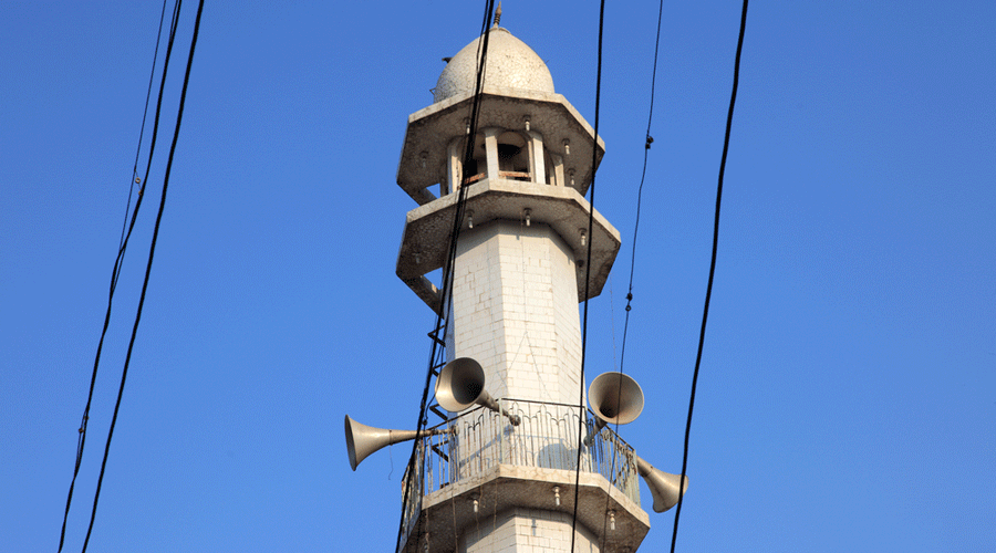 Photo of Two Mumbai mosques booked for using loudspeakers for Adhan
