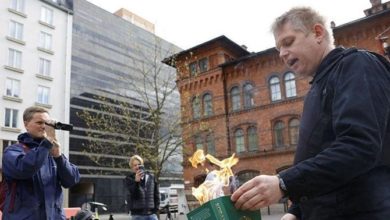 Photo of Riot erupts in Sweden as far-right leader attempts to burn another copy of Muslim holy book